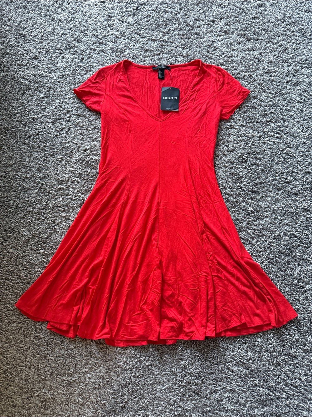 Forever 21 Bright Red V‑Neck Short Sleeve Swing Dress
